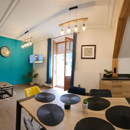 Apartment Bleuet, Petit Loft 2 A 6 Personnes, Avec Salle De Jeux Et Dans La